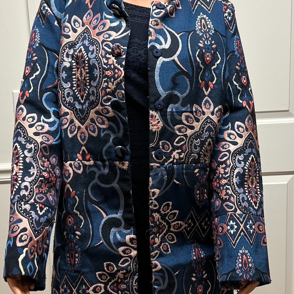 Chico's 4 Blue and Pink Jacquard Tapestry Jacket
